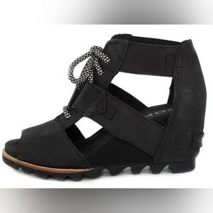 Sorel Joanie wedge sandles